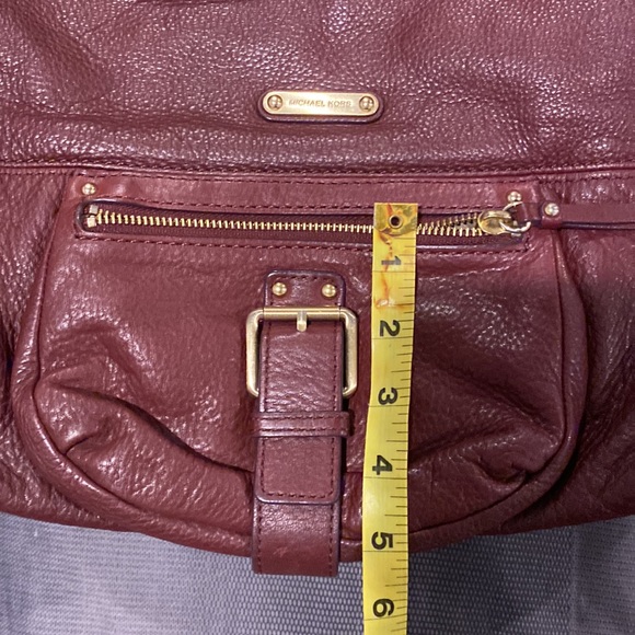 Michael Kors Maroon Leather Belted Hobo Large Shoulder Bag - Picture 5 of 5
